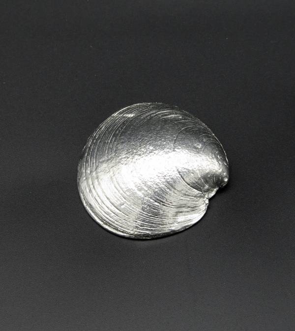 - a , pewter Sculpture by Pewter-ful, measuring 6 x 5 cm (H x W) £20